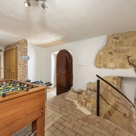 Miry * Sveti Ivan Dobrinjski