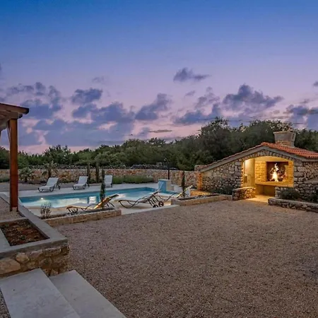 Villa Miry's Hideaway *